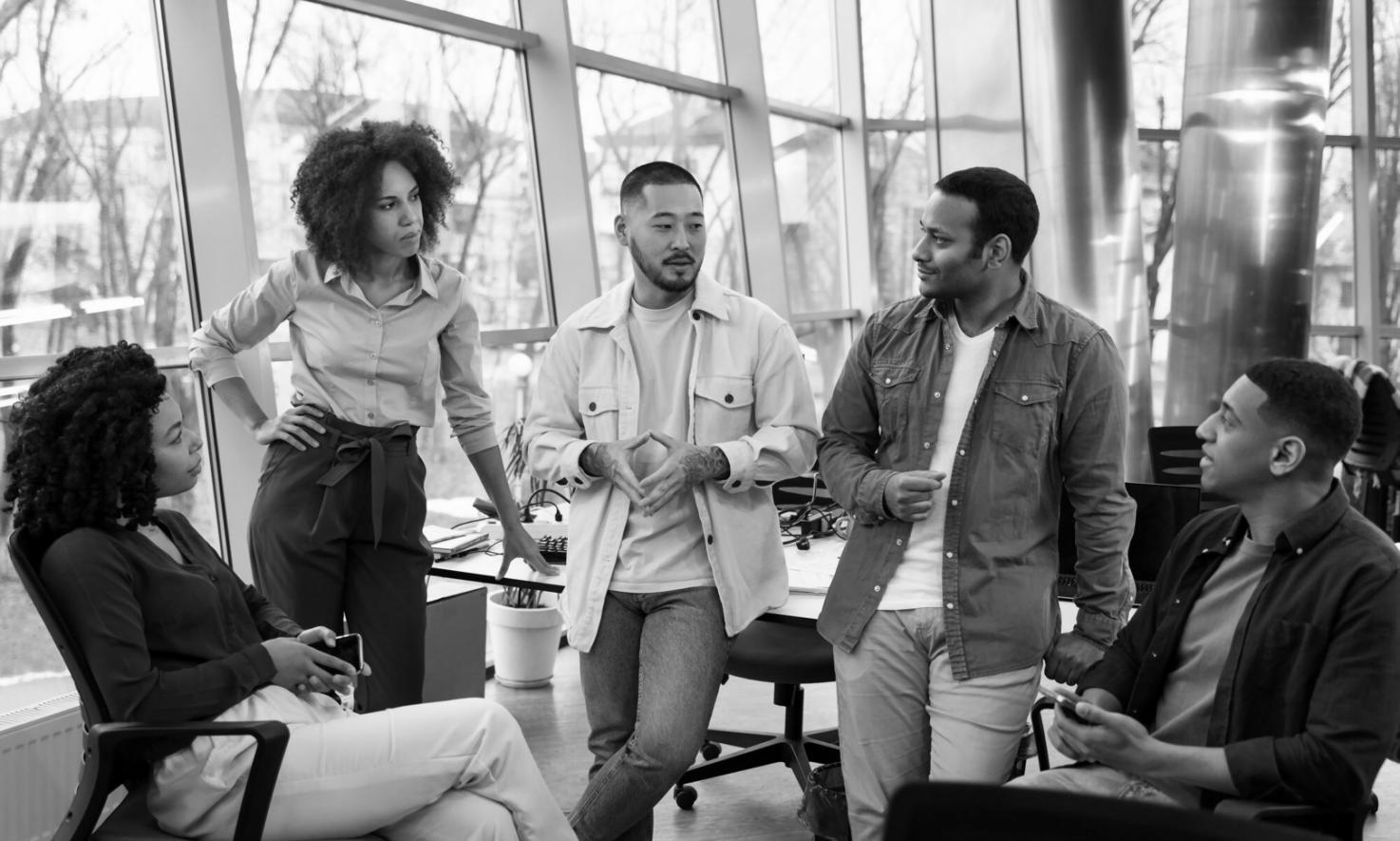 Team analyzing link placement opportunities